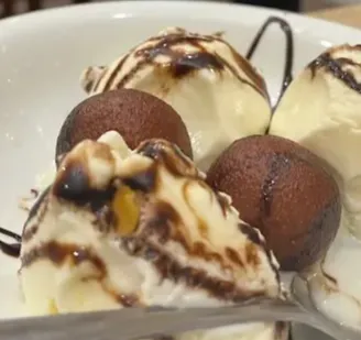 Best gulab jamun in Richmond, BC