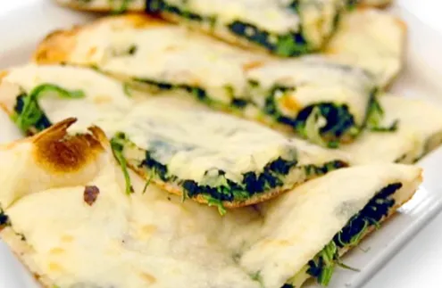 Delicious spinach naan in Richmond, BC